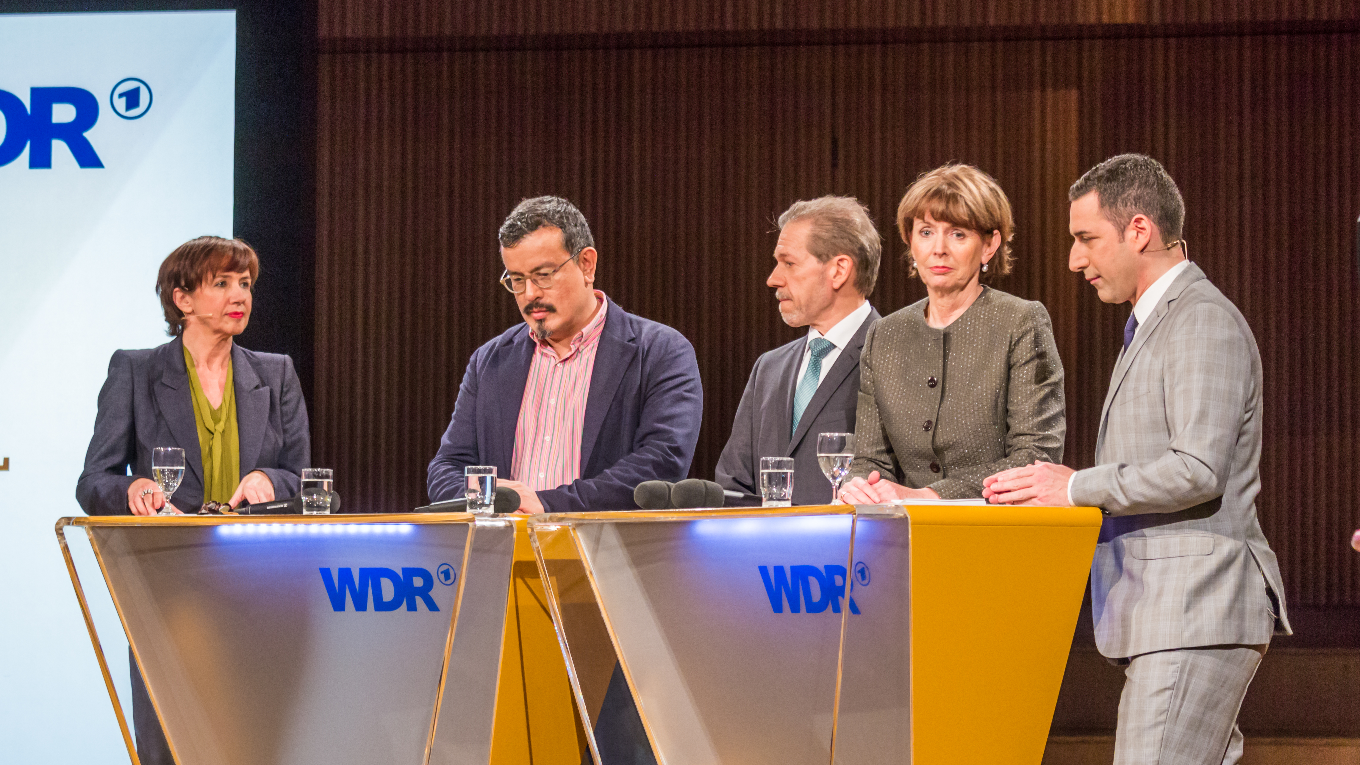 WDR Integrationsgipfel 2016 1840 Wem geh 25C3 25B6rt die Stadt 5285