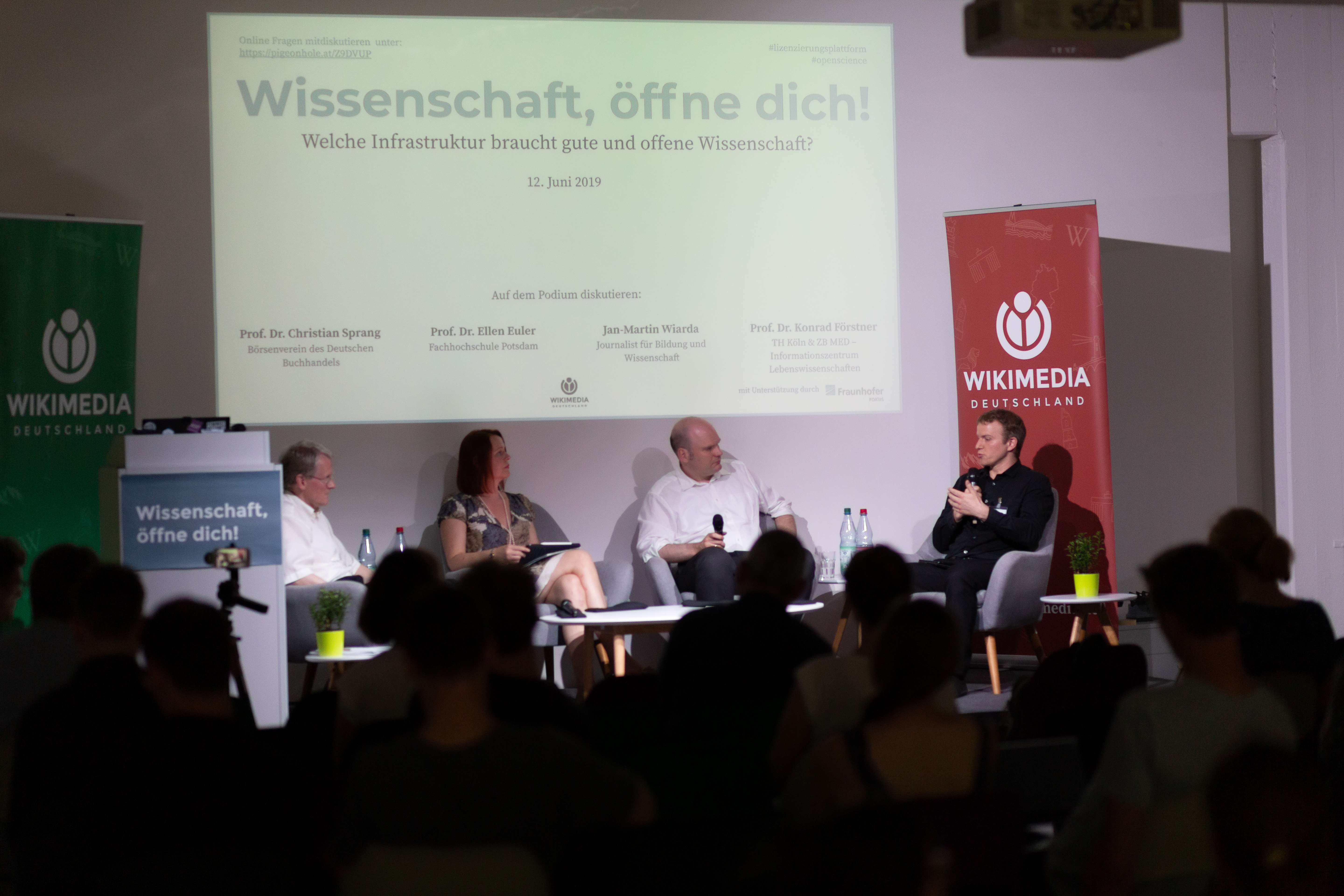 Wissenschaft 252C 25C3 25B6ffne dich 2521 Welche Infrastruktur braucht gute und offene Wissenschaft 253F 2528Podiumsdiskussion 252C 12.06.2019 2529 052