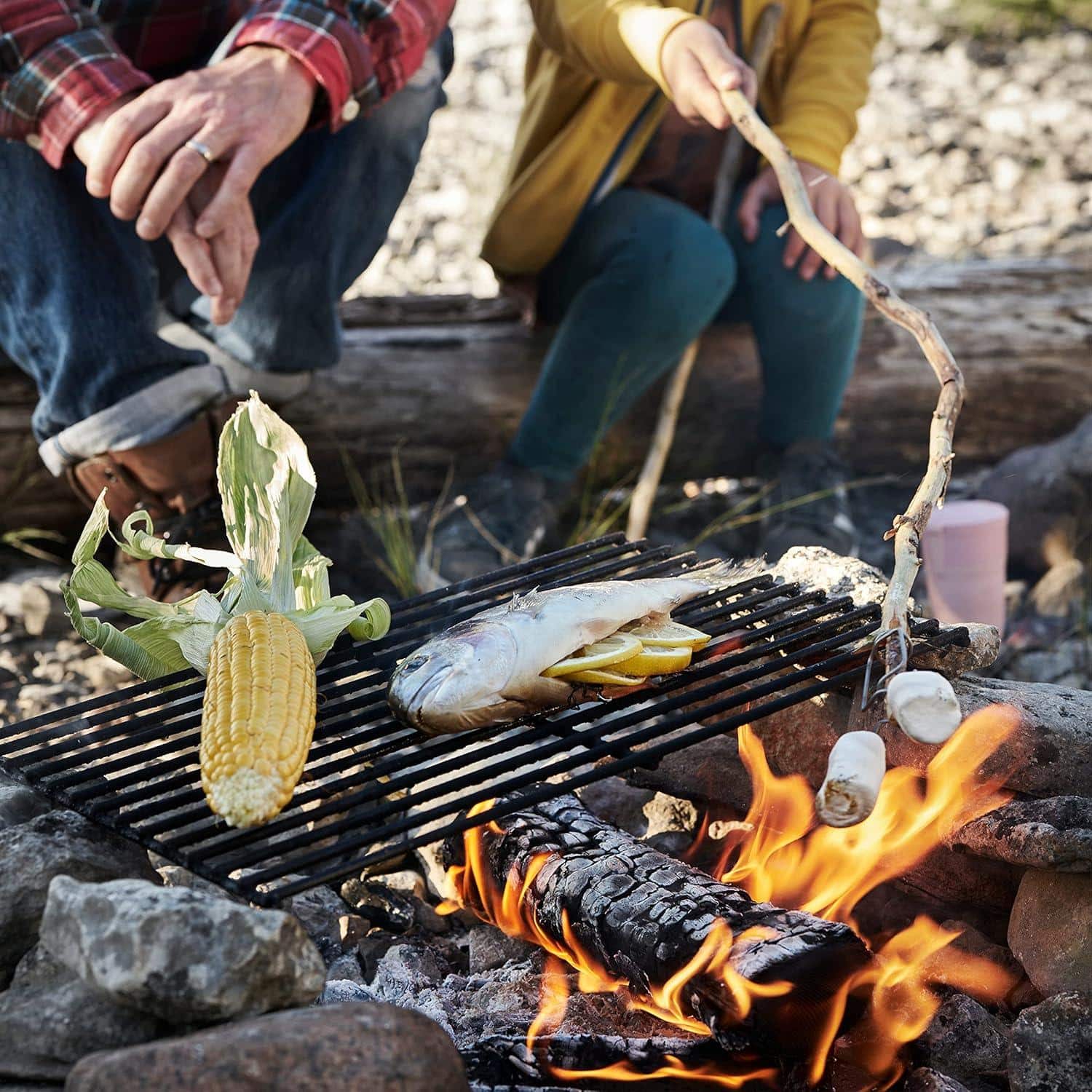 Top 7 Fire Steel Kits for Your Outdoor Survival Gear 2 Top 7 Fire Steel Kits for Your Outdoor Survival Gear